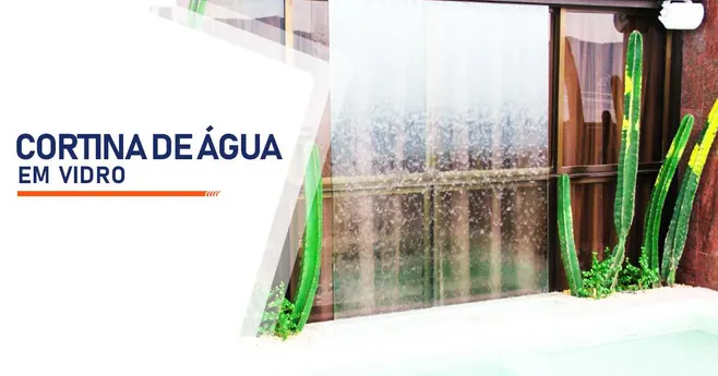 Cortina de água com vidro decorativo